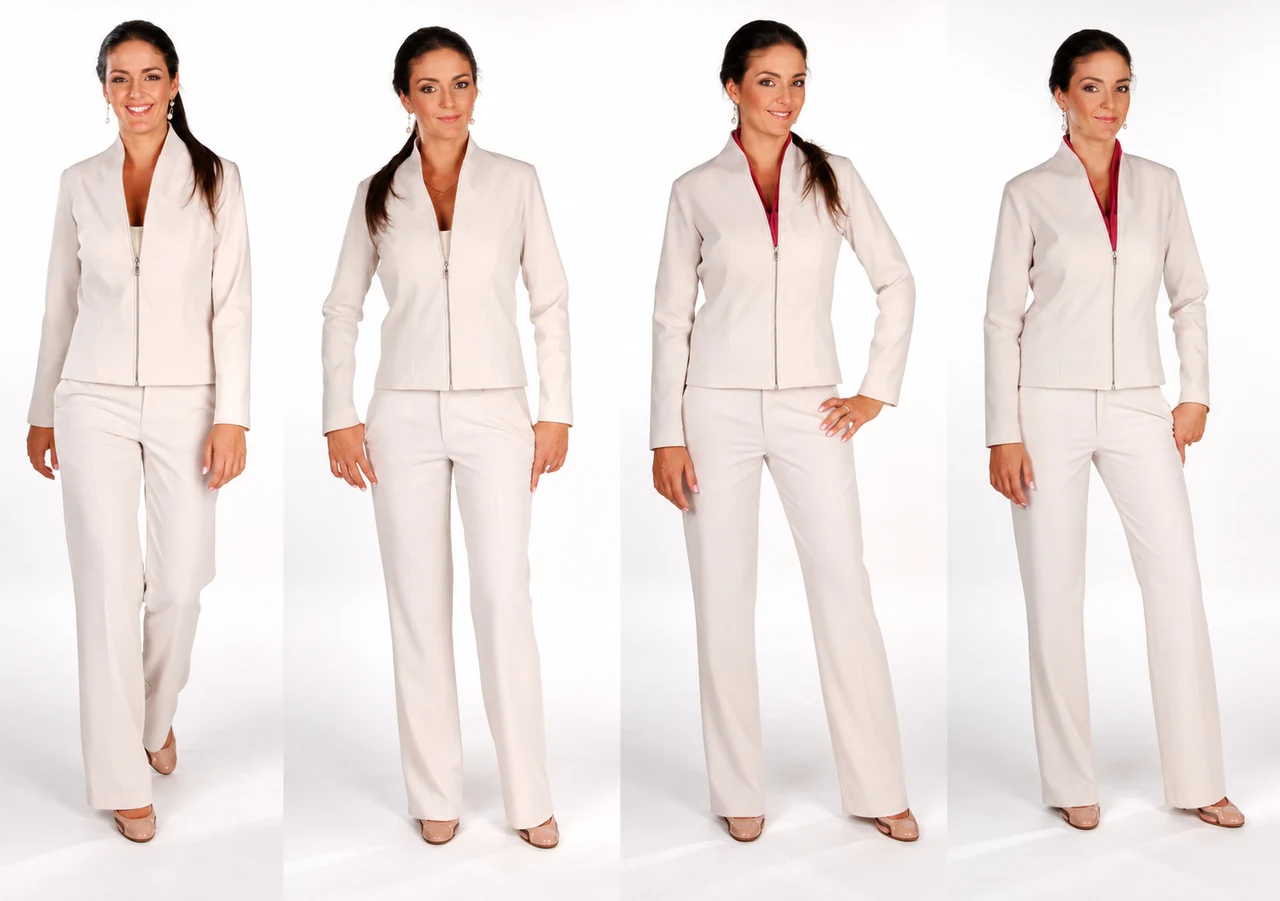 Uniforme social feminino off-white com blazer e calça